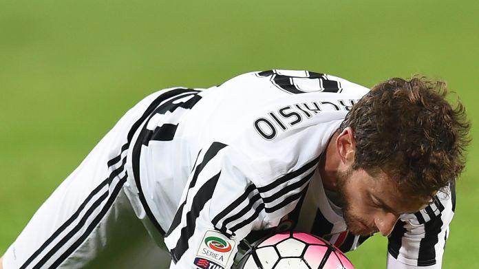 marchisio-disteso-juventus-marzo-2016-ifa