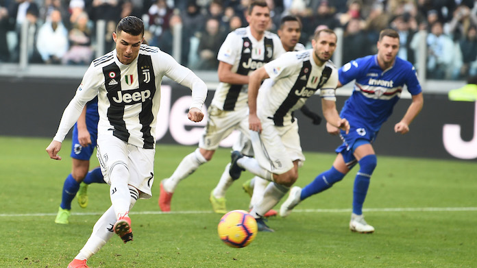 Risultati immagini per ronaldo sampdoria