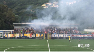 Tifosi show a Bogliasco: entusiasmo per il primo allenamento – VIDEO
