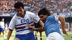 220px Serie A 1990 91 Napoli vs Sampdoria Fausto Pari Diego Armando Maradona