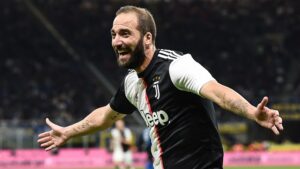 higuain esultanza juventus braccia aperte
