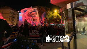 Sampdoria, la carica dei tifosi per il derby – VIDEO