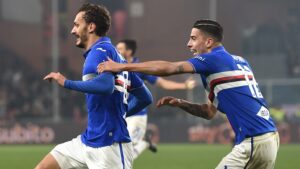 depaoli rincorre gabbiadini derby esultanza gol genoa sampdoria