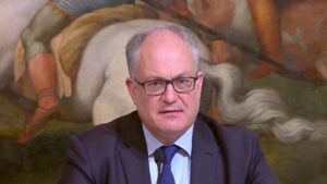 Coronavirus, Gualtieri: «Aiuti concreti per chi è in difficoltà»
