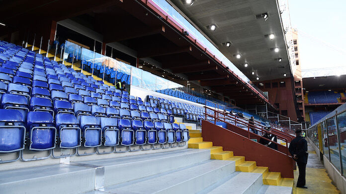 stadio-tribuna-ferraris-porte-chiuse-sampdoria-verona stadio ferraris vuoto