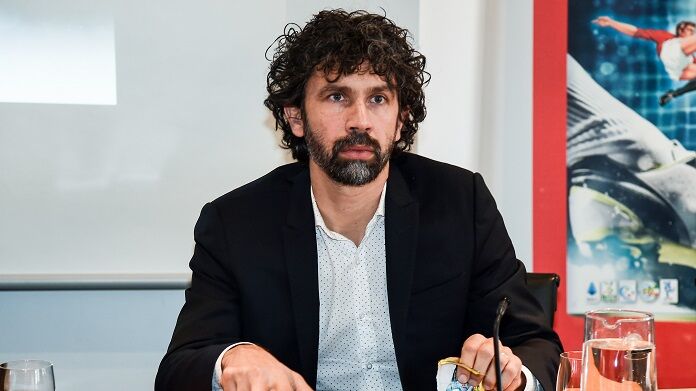 presentazione della nuova collezione figurine Panini Coronavirus Serie A