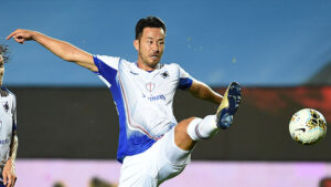 Yoshida si rivolge a Nagatomo: «Com’è il mio italiano?» – FOTO