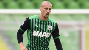Sassuolo, infortunio Chiriches: a rischio con la Sampdoria