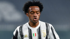 Juventus, Cuadrado positivo al Coronavirus: il comunicato
