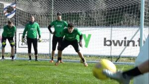 Sampdoria, i portieri sono l’arma in più: che parate in allenamento – VIDEO