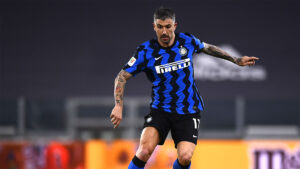 Niente Sampdoria per Kolarov: il difensore rinnova con l’Inter
