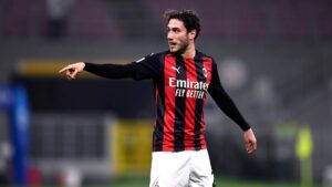 Milan, infortunio e operazione per Calabria: salta la Sampdoria