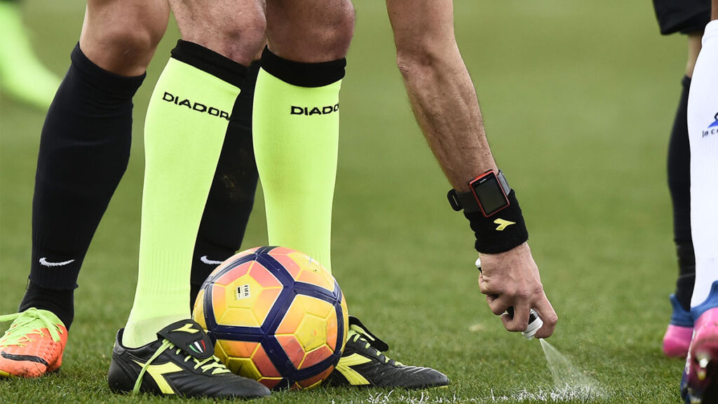 Sampdoria, l'arbitro Rapuano fa sorridere i blucerchiati: un solo precedente 1 arbitro nuovo formato 2