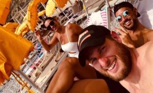 Giornata di riposo per la Sampdoria: Quagliarella al mare con Ravaglia – FOTO
