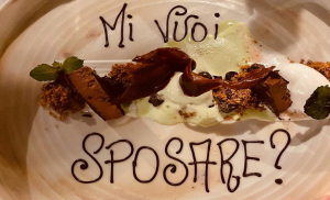 Verre sorprende la compagna: la sua proposta di matrimonio – VIDEO