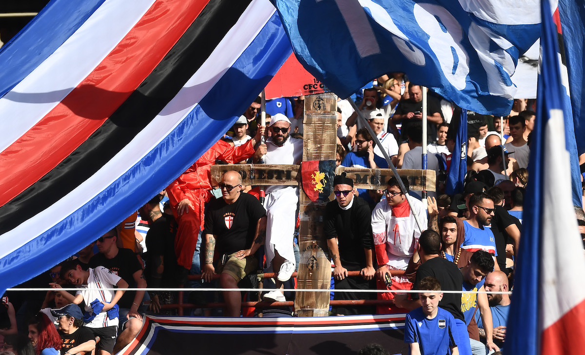 Genoa in Serie B: i tifosi della Sampdoria organizzano il "funerale" 26 tifosi Sampdoria MG6 3089