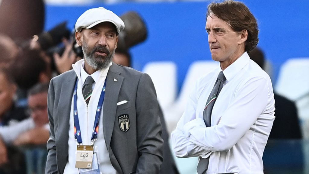Sampdoria, le lacrime di Mancini al ricordo dell'amico Luca Vialli 1 roberto mancini