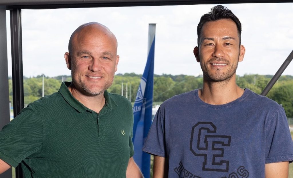 Yoshida passa allo Schalke: «Felice di poter giocare in Bundesliga» 1 FW6FbBRXkAAfr8c