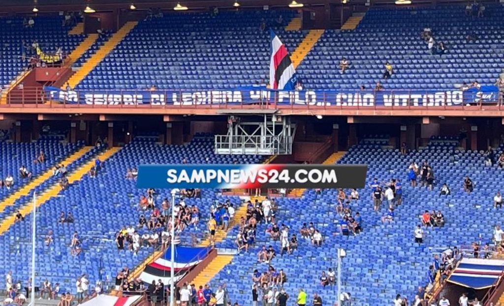 La Sud omaggia Vittorio De Scalzi: lo striscione in Sampdoria-Reggina 1 9faf3884 0dcf 480a ac04 14e3b1082c3f