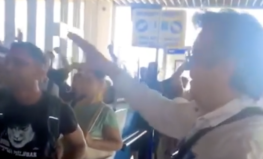 I tifosi della Sampdoria dedicano un coro a Bobby Solo: la reazione del cantante - VIDEO 1 Schermata 2022 08 01 alle 19.22.57
