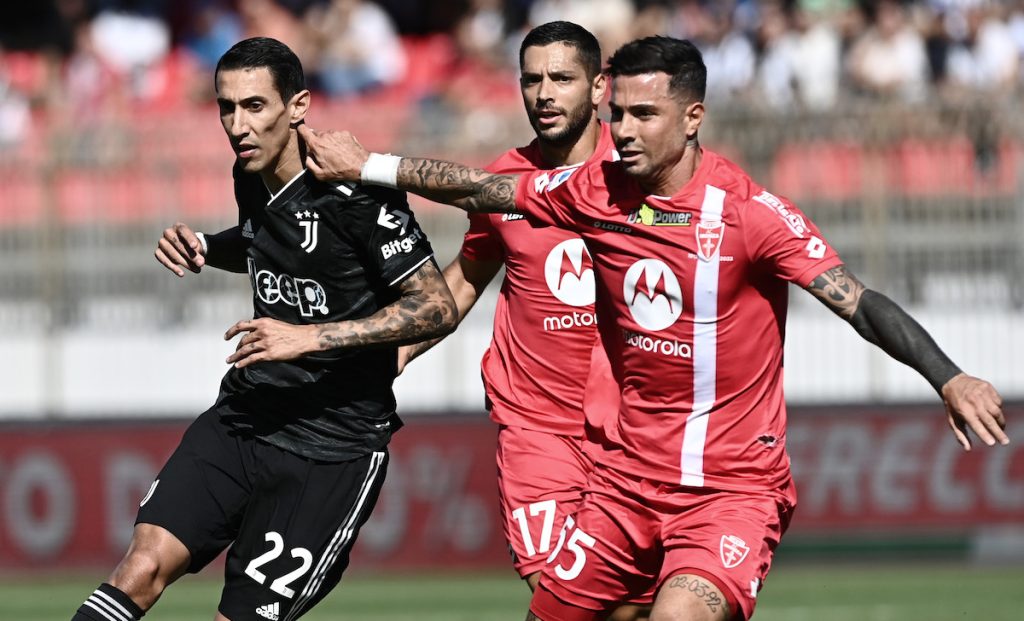 Sampdoria-Monza, da Izzo a Caprari: quanti pericoli dagli ex rossoblucerchiati 1 Di Maria Izzo MG0 9097