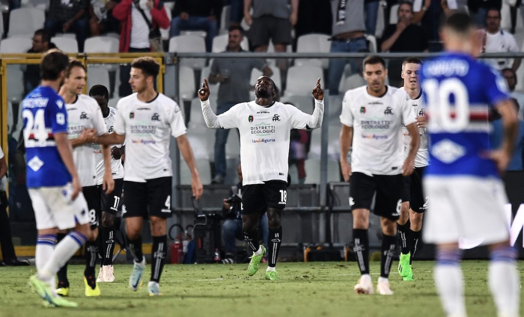 L'ex allenatore dello Spezia Carpanesi commenta il finale dei suoi: «Sampdoria, Palermo e Venezia dovranno portare vittorie» 1 esult gol Nzola PAP 2390
