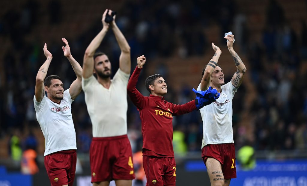 Sampdoria-Roma, giallorossi arrivati a Genova: assente un difensore 1 esult a fine gara Roma MG8 9182