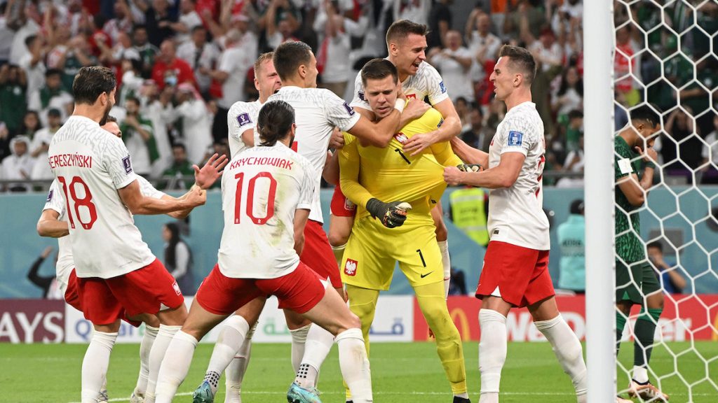 Qatar 2022, Bereszynski pensa agli ottavi: «Continuiamo a lottare» 1 Sczcsny imago1019754313h
