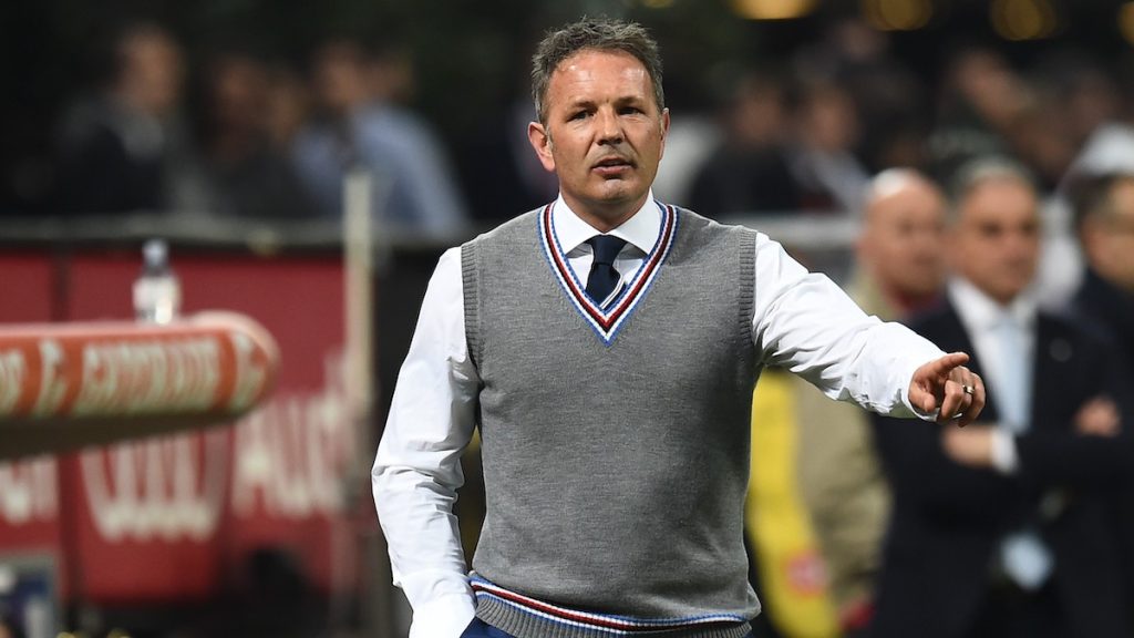 Omaggio a Mihajlovic, dalla Serbia: «Un gesto bellissimo» 1 sinisa mihajlovic