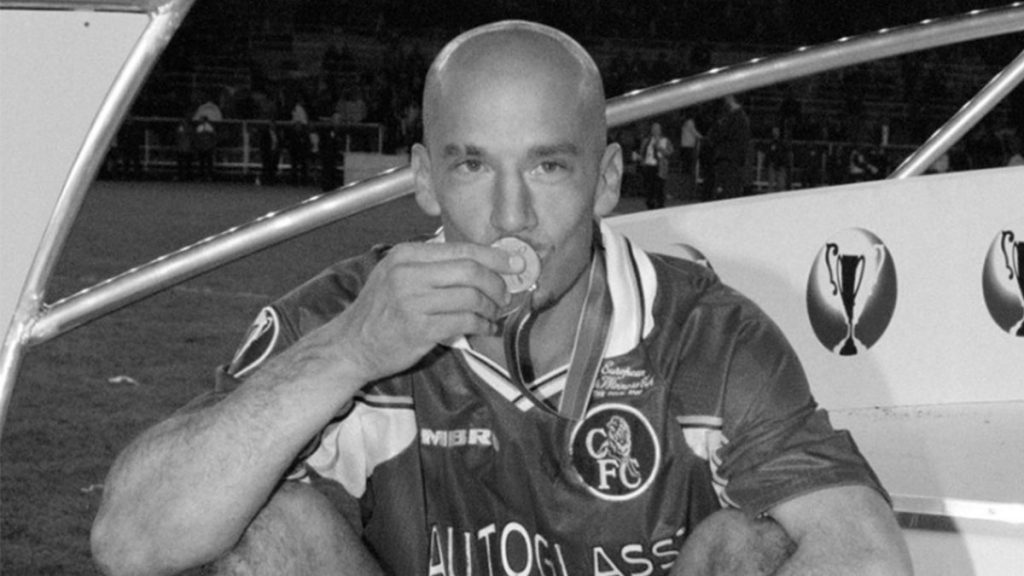 Ponti ricorda Vialli: «Abbiamo voglia di vedere la Samp, e di stare con lui in qualche modo» 1 gianluca vialli
