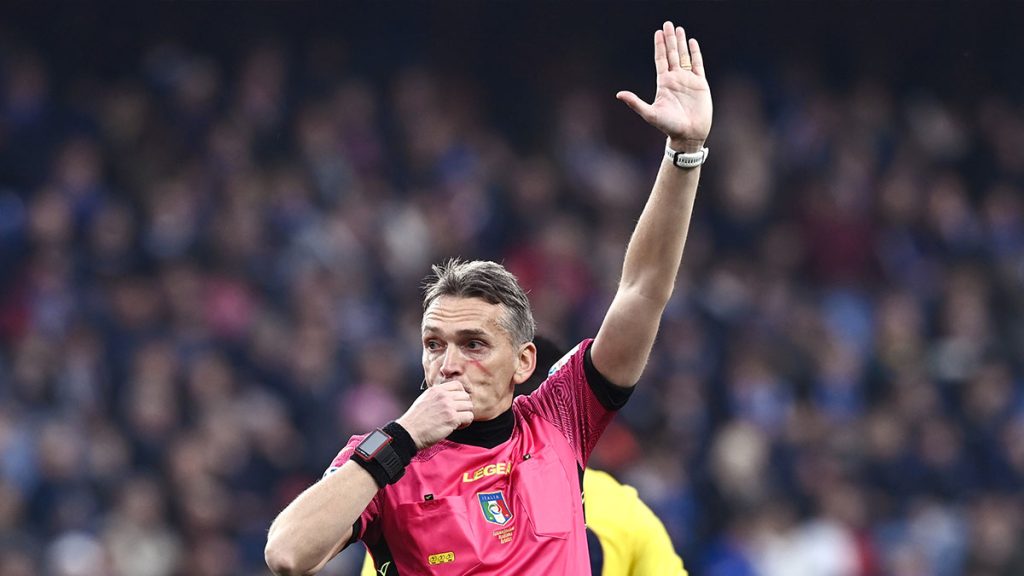Roma-Sampdoria, il giornalista: «Irrati ha condizionato il match. Abraham era da ammonire» 1 irrati