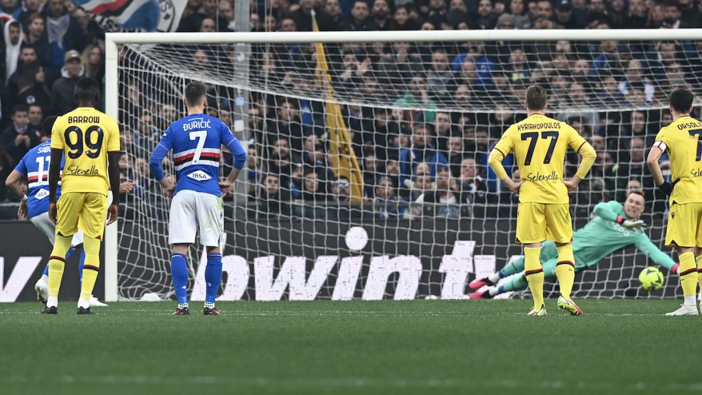 Sampdoria-Bologna, l'ex calciatore: «Lucumi ingenuo sul rigore» 1 rigore Sabiri MG0 3574