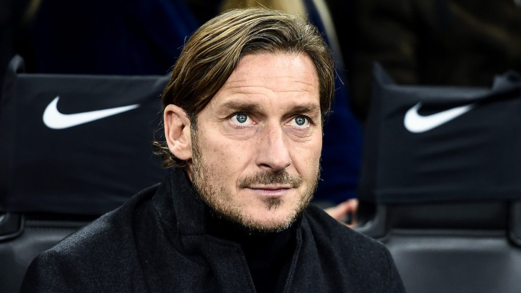 Sampdoria, Francesco Totti avrebbe potuto vestire i colori blucerchiati! Ecco la clamorosa indiscrezione. I dettagli 1 Totti BUF 3620