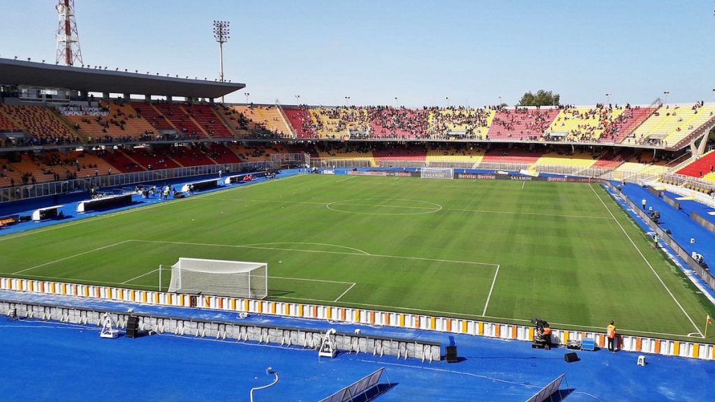 Lecce-Sampdoria, cielo plumbeo al Via del Mare: inizia il countdown - FOTO 1 stadio via del mare lecce