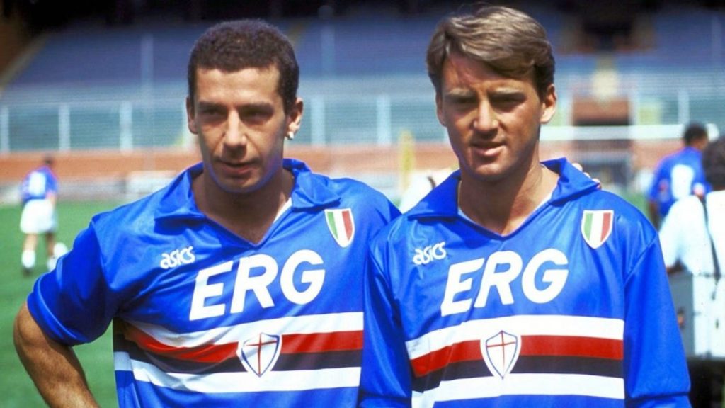 Accadde oggi, la Sampdoria batte il Milan 3-2 trascinata da Mancini, Gullit e Katanec: il fatto 1 roberto mancini