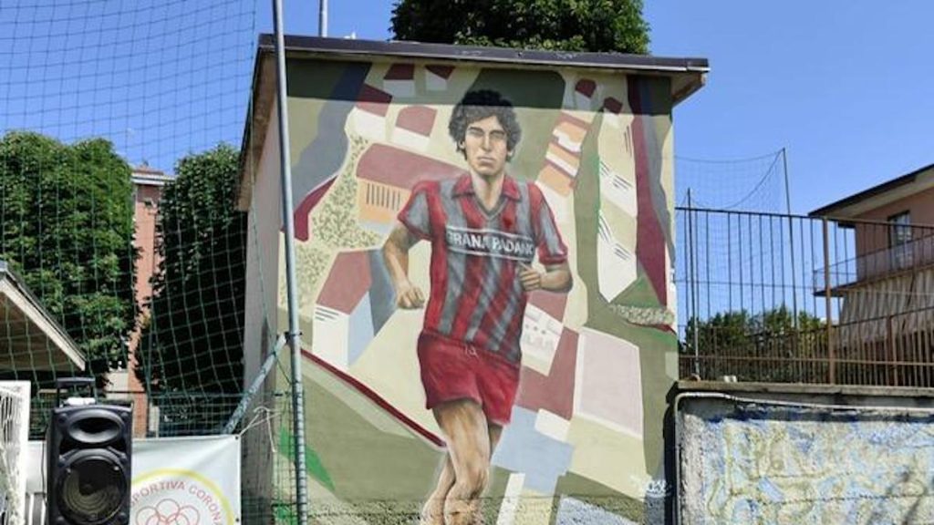 Andrea Mancini al murales di Vialli: «Per sempre con noi» 1 gianluca vialli
