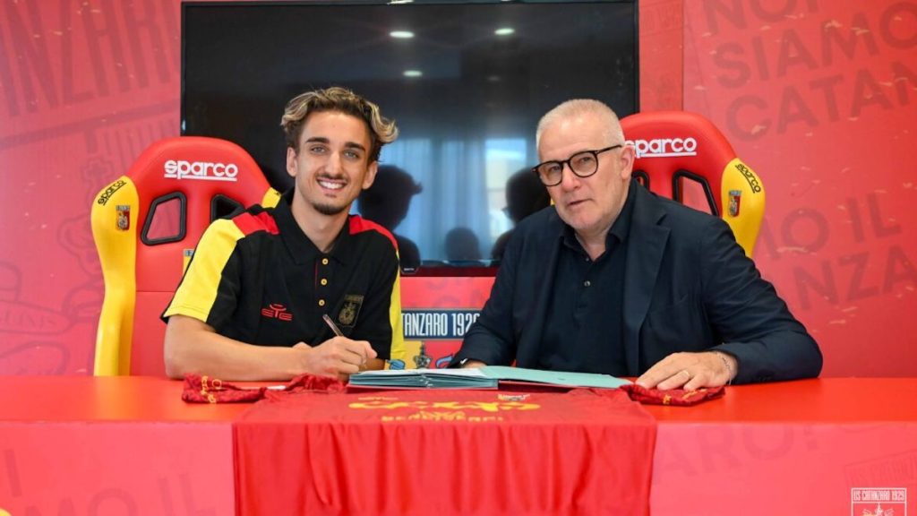 Catanzaro, Vivarini: «Stoppa? A Bari i ragazzi che hanno giocato meno» 1 matteo stoppa