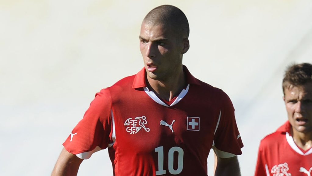 Kasami ha convinto Pirlo: la Sampdoria prepara un contratto annuale. Tutti i dettagli 1 Kasami 2
