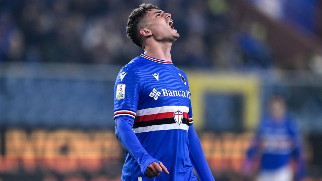 Sampdoria, la rete di Sebastiano Esposito in finale come gol più bello dello scorso campionato 1 Esposito sampdoria bari