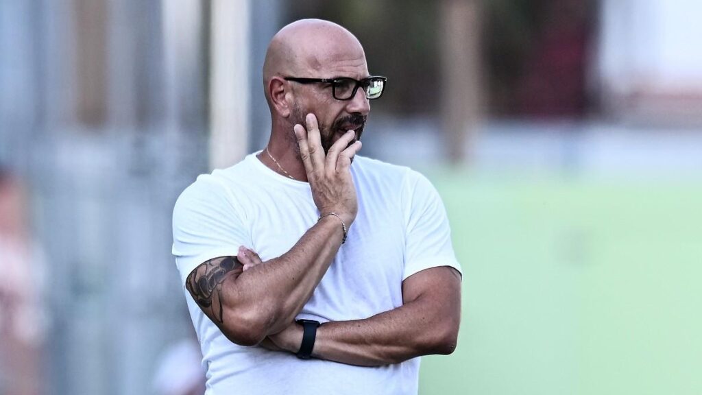 Allenatore Sampdoria, perde quota la pista che porta ad Antonio Calabro? L'indiscrezione spiazza tutti 1 Calabro e1735031004508