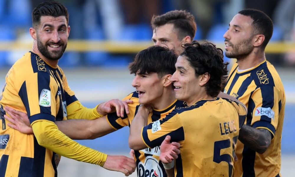 Juve Stabia squadra e1744729852159
