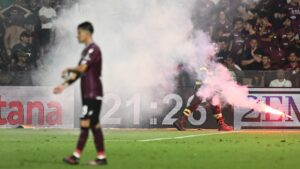 Salernitana-Sampdoria, mano pesante del giudice sportivo dopo i fatti dell’Arechi: ecco la decisione nei confronti dei granata