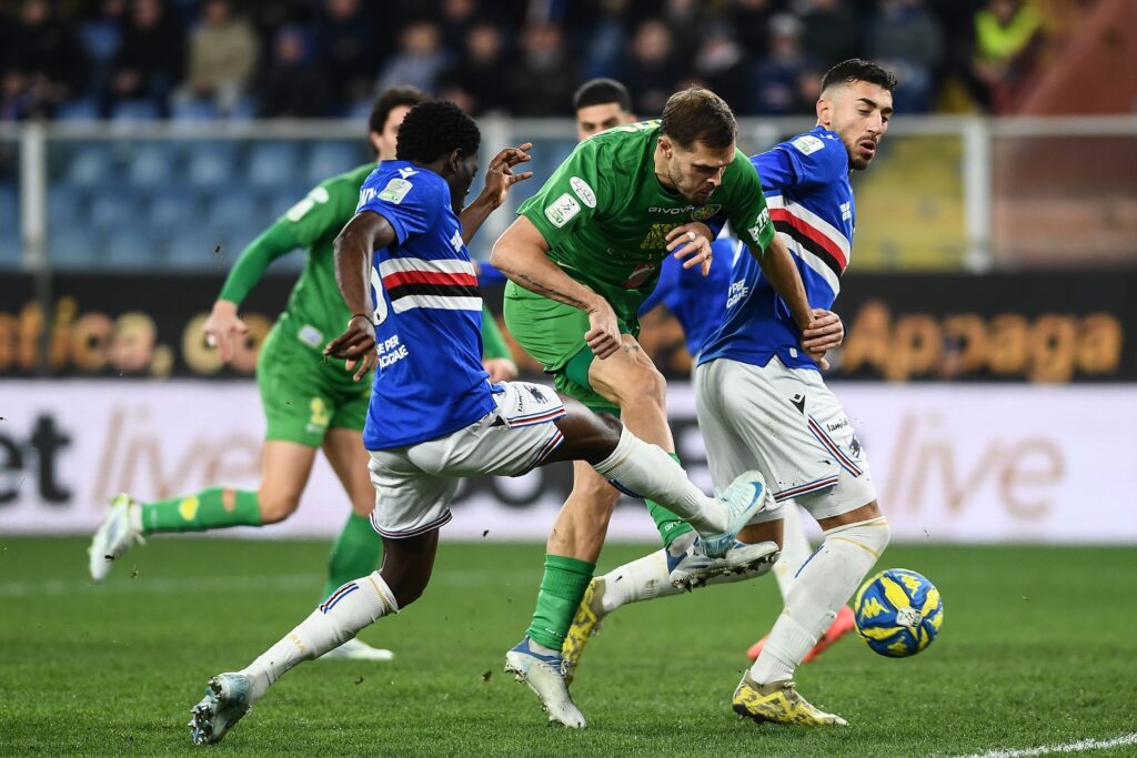 Gautieri: «Potrebbe esserci la rinascita della Sampdoria nel prossimo campionato di Serie B 2025/26» 1 Image Photo833010