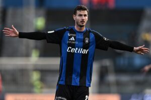 Abildgaard Sampdoria, aumenta la concorrenza per il centrocampista del Como: il punto della situazione