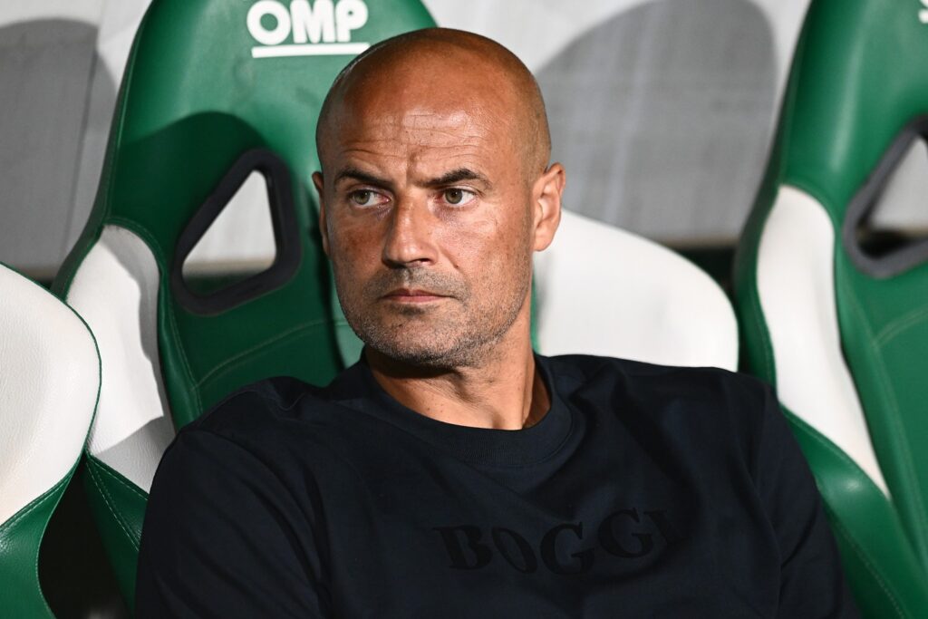 Conferenza stampa Bianco: «Su questo campo il Frosinone e il Venezia hanno pareggiato» 1 Image Photo894694