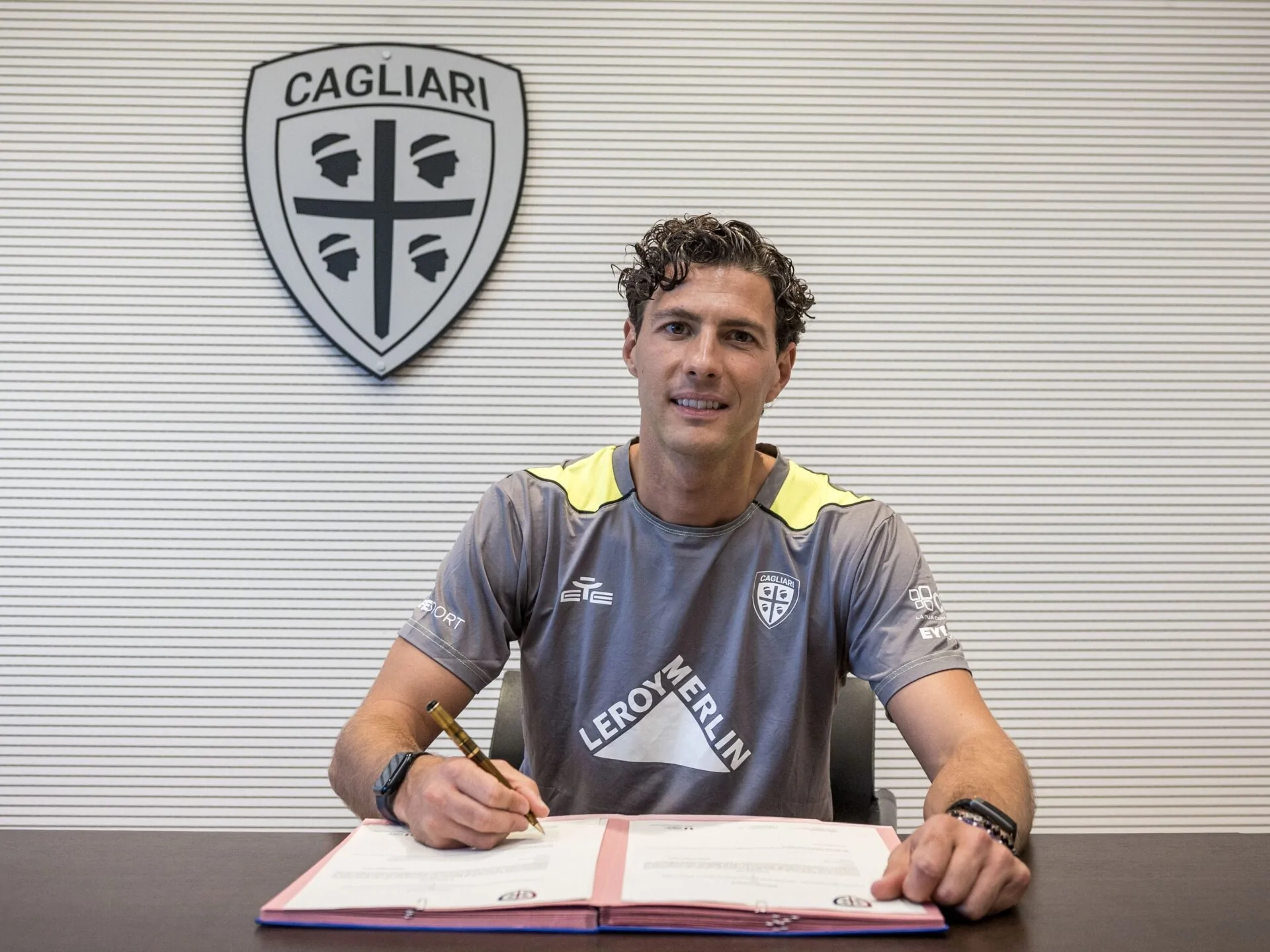 Mazzitelli Sampdoria, il centrocampista del Cagliari tra i profili seguiti dai blucerchiati: ecco i dettagli 26 Mazzitelli Cagliari