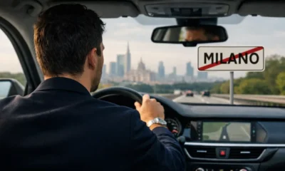 Guidatore che si appresta a lasciare Milano