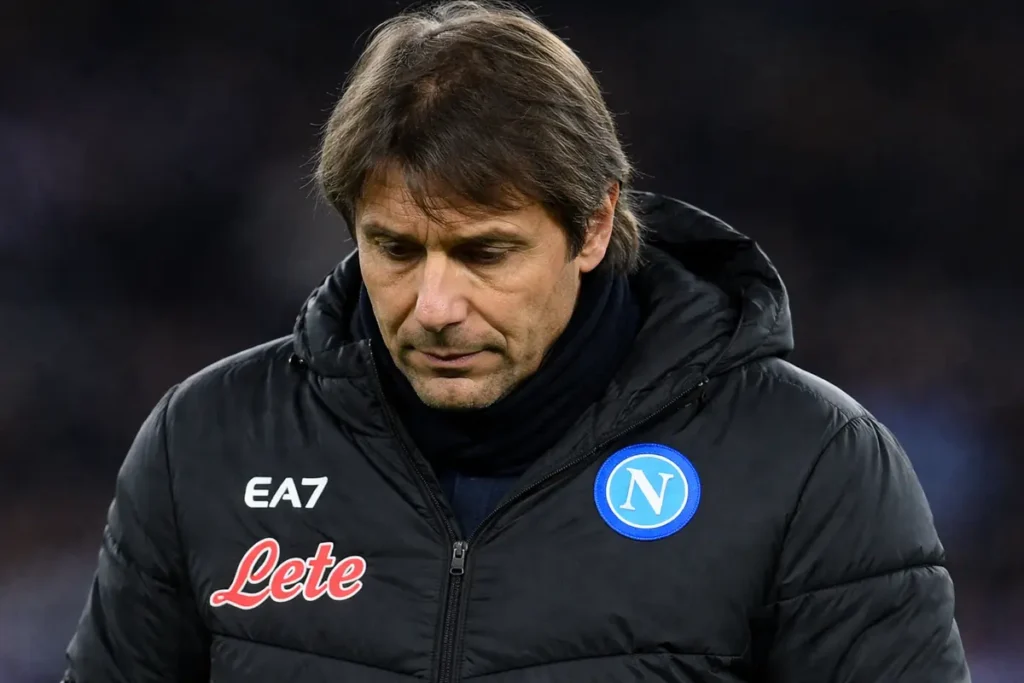 Il fedelissimo se ne va e Conte resta senza il bomber da oltre 300 gol 1 Conte triste, potrebbe perdere Lukaku a fine stagione