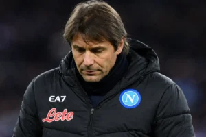 Il fedelissimo se ne va e Conte resta senza il bomber da oltre 300 gol