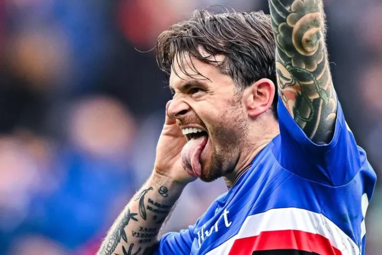 Brunori esulta dopo un gol